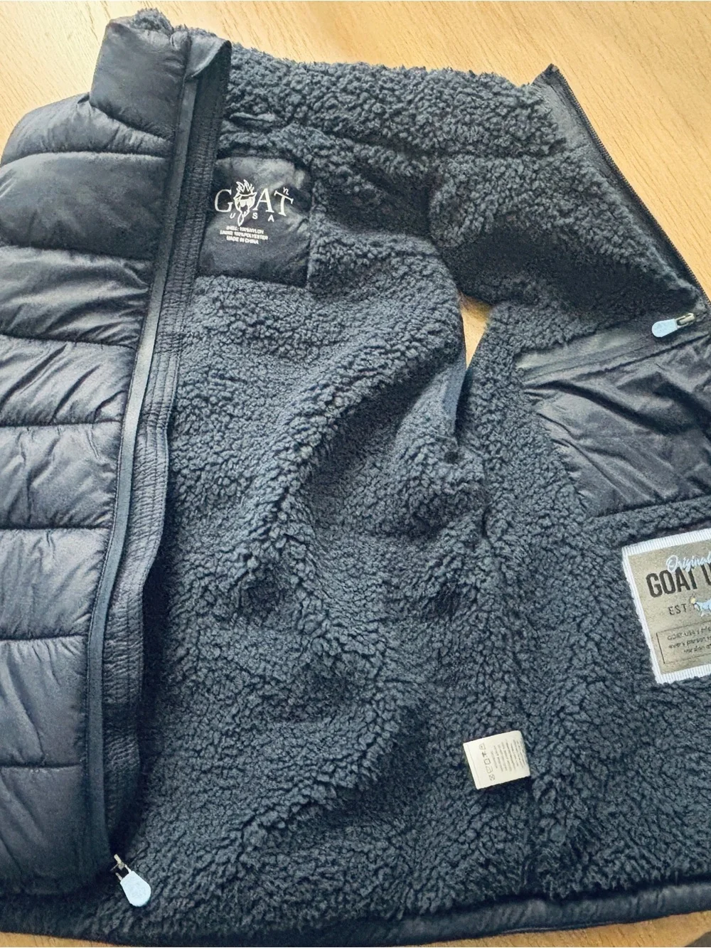 GOAT USA Boys Puffer Vest - Youth L - New Without Tags